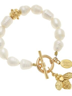 Gold Bee Charm Freshwater Pearl Bracelet - White